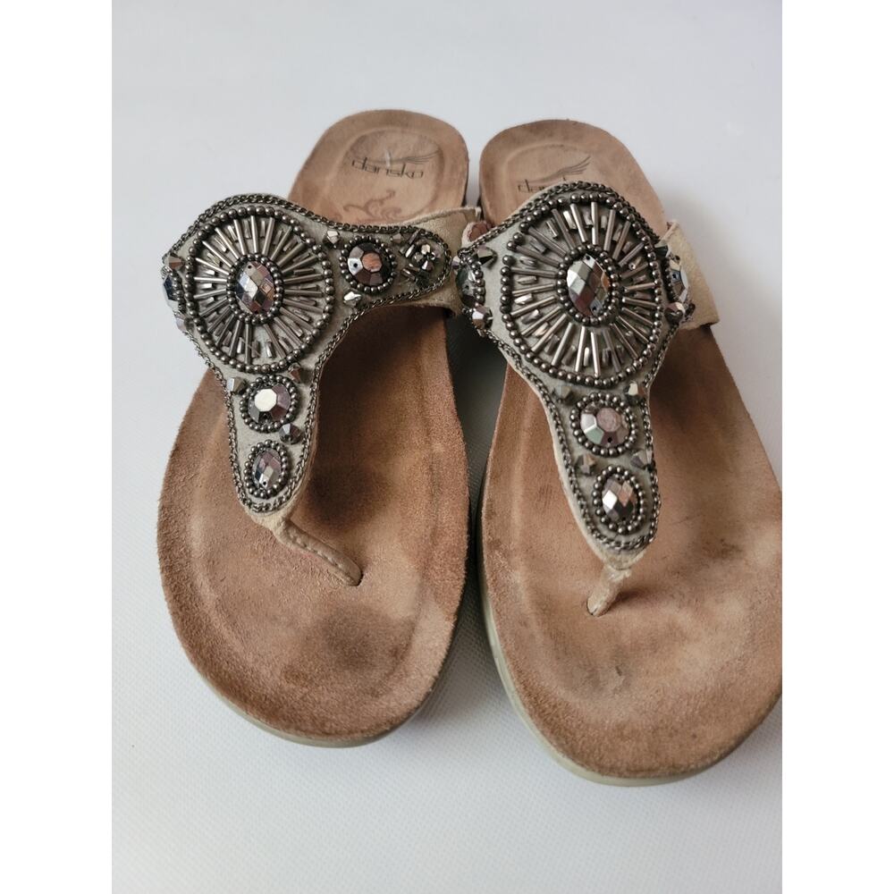 Dansko Pamela Light Gray Nubuck Jeweled Thong Sandals Size EU 38‎